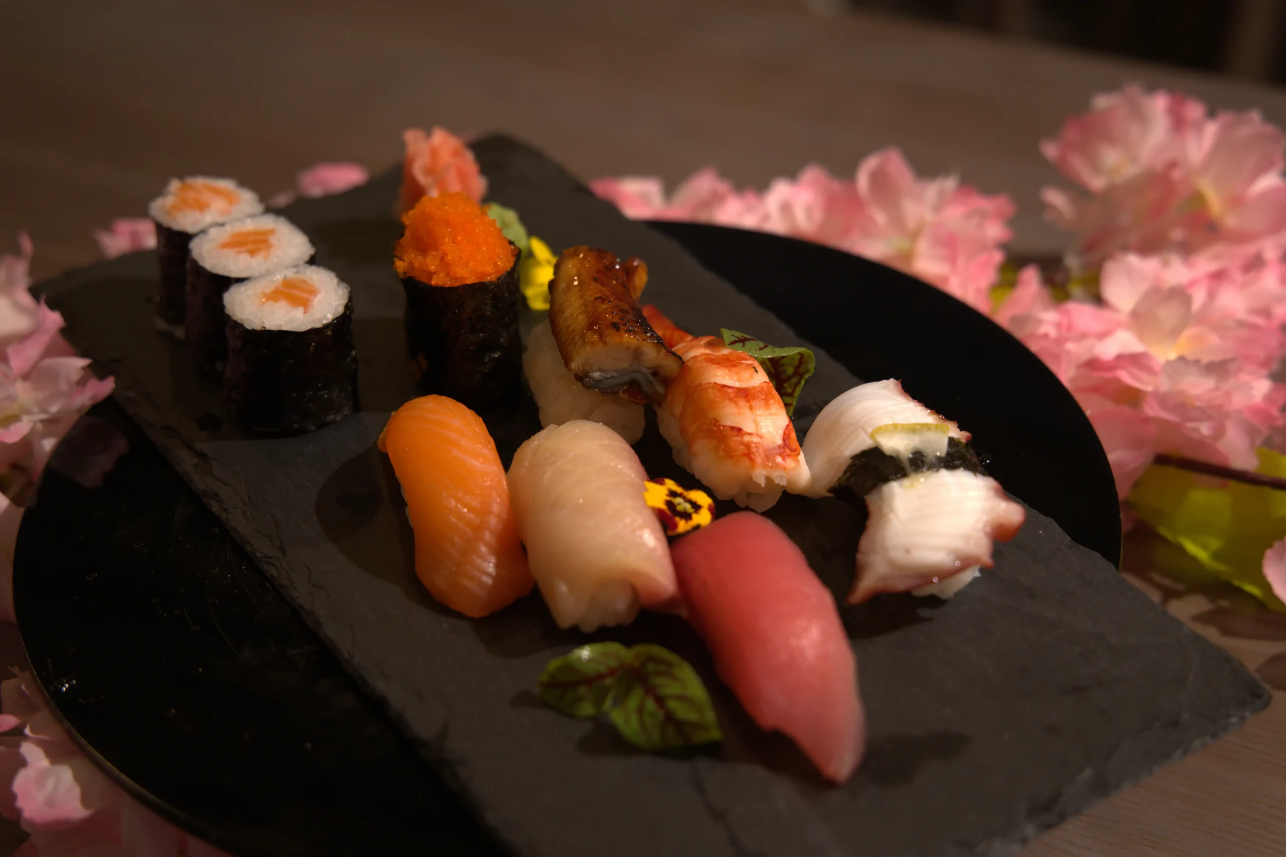 Set Sushi Tổng Hợp 7 Miếng Chuẩn Nhật