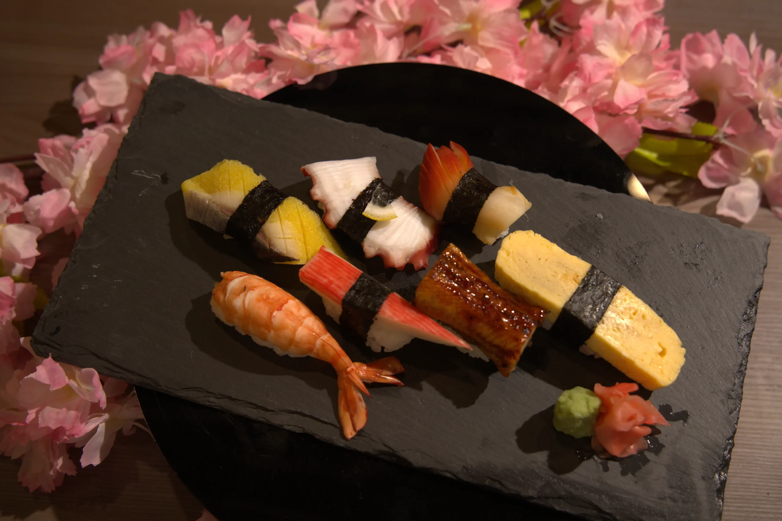 Set Sushi Tổng Hợp 7 Miếng Chuẩn Nhật