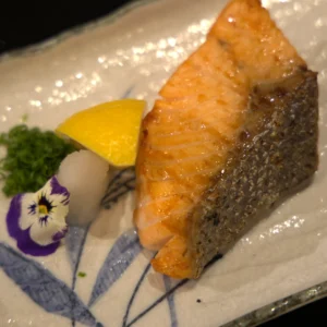 Salmon Shio Yaki - Cá Hồi Nướng Muối